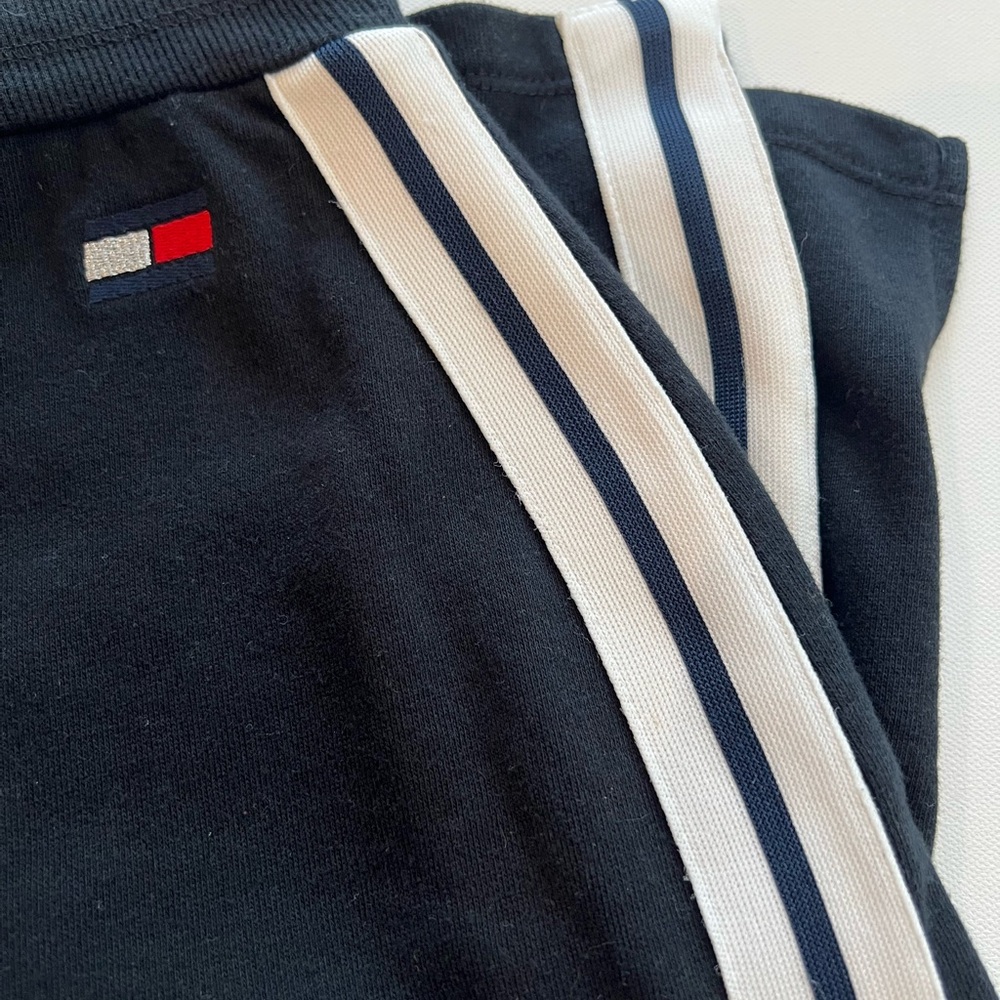 Tommy Hilfiger Sport Women’s French Terry Large Skirt Black White - Picture 7 of 7